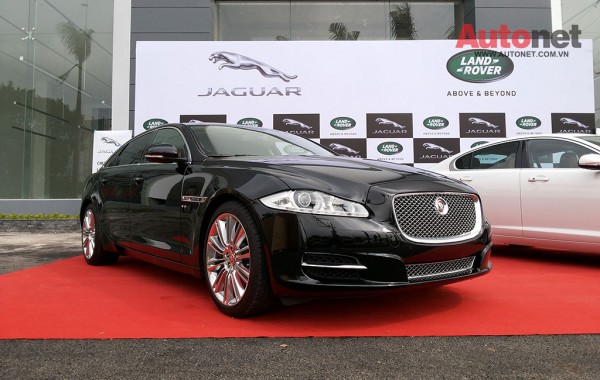Jaguar XJL phiên bản SuperSport hiện là mẫu xe mạnh mẽ nhất của Jaguar tại Việt Nam