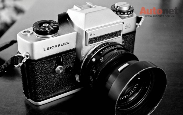Máy ảnh Leicaflex SL là một ví dụ cho xu thế chuyển từ cổ điển cao cấp thành sang trọng hiện đại