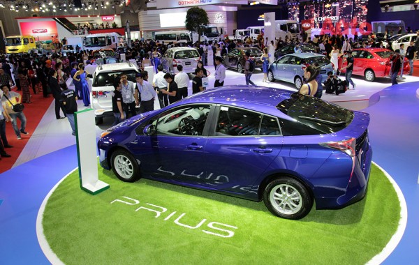Phong cách của Prius 2016 chịu ảnh hưởng từ mẫu FCV concept