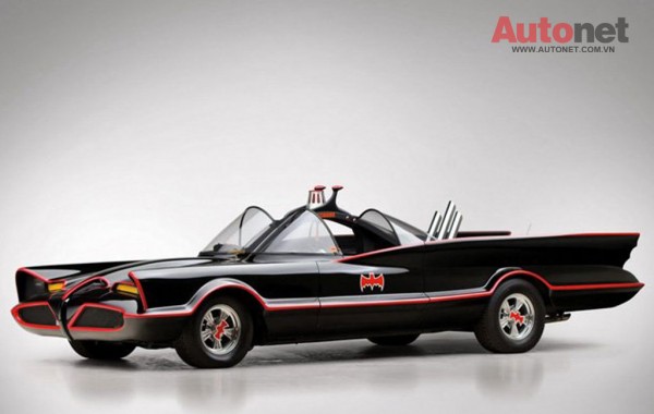 Chiếc Batmobile nguyên gốc đầu tiên được mua lại với mức giá 6 triệu USD