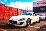 Cặp đôi Maserati chính hãng cặp cảng Sài Gòn