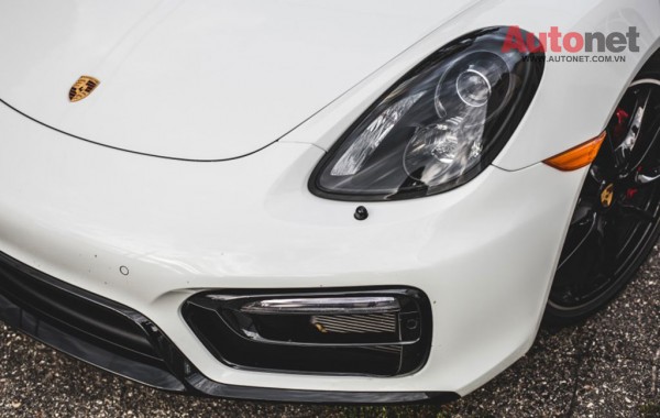2015-Porsche-Cayman-GTS-108-876x535