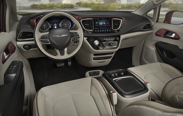 2017-Chrysler-Pacifica-Limited-interior