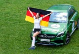 Miss Vietnam Mai Phuong Thuy shines with Mercedes-Benz