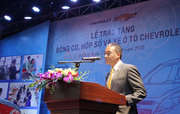 Tổng giám đốc GM Việt Nam rất kỳ vọng vào các sinh viên - những người góp phần phát triển nền công nghiệp ô tô Việt Nam.