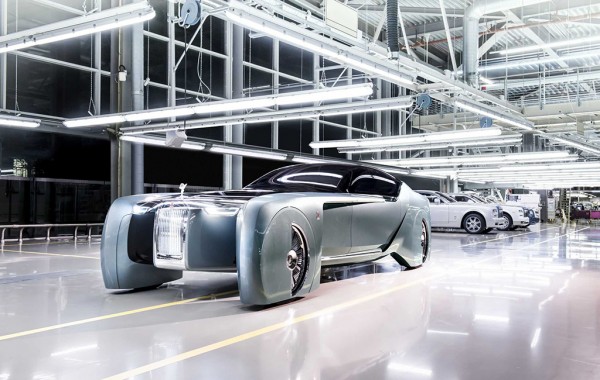 P90223424-rolls-royce-vision-next-100-a-grand-vision-of-the-future-of-luxury-mobility-2247px