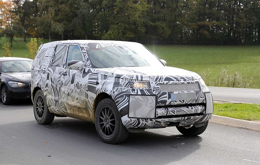 Land Rover sẽ nâng cấp mẫu SUV cỡ nhỏ cá tính Discovery cho thế hệ 2017.