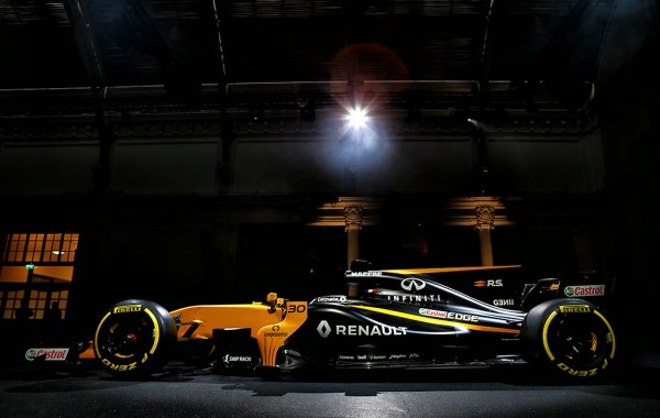 renault-sport-f1-rs-17-(5)