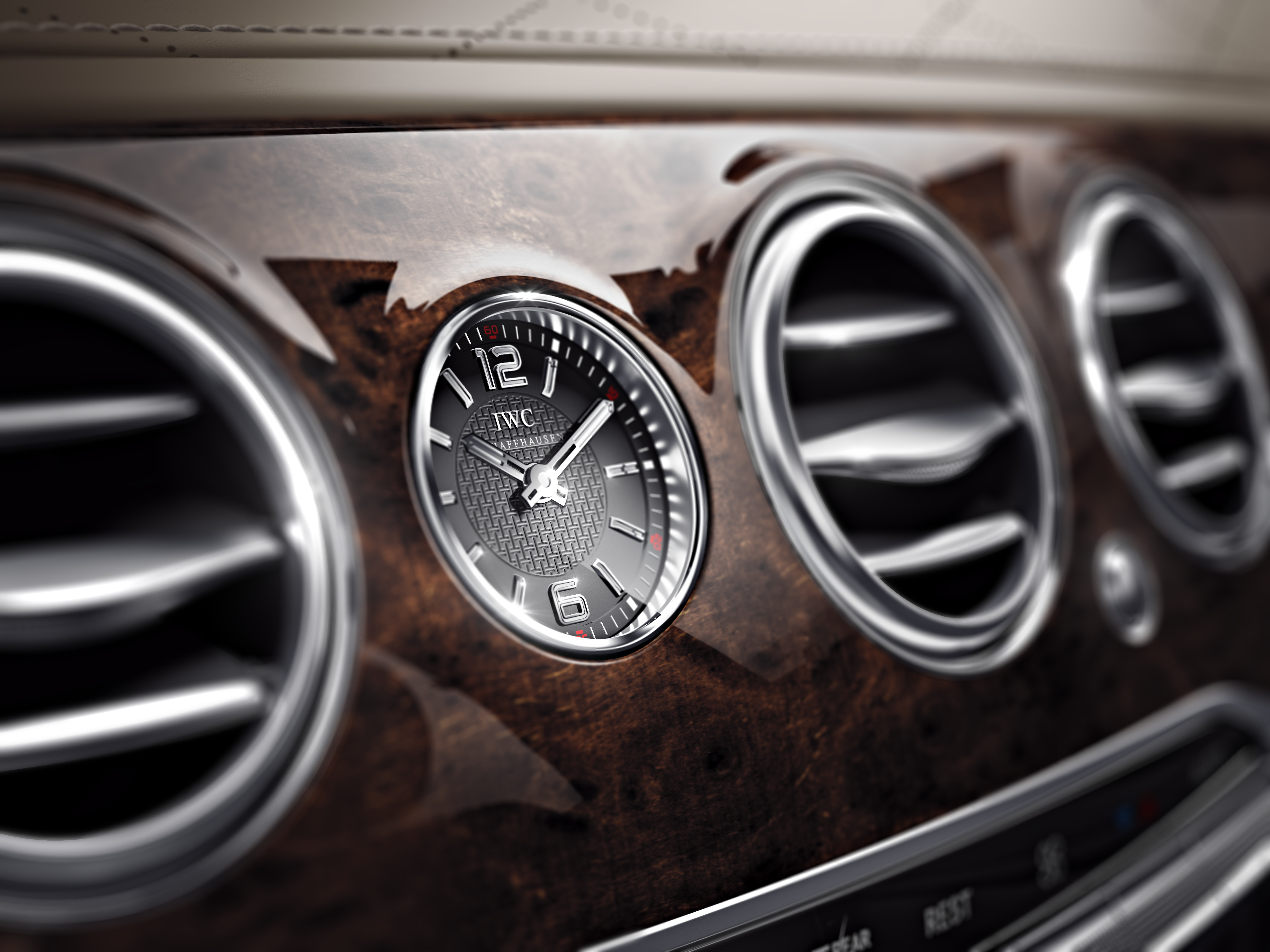 Khách hàng mua Mercedes-Maybach có thể lựa chọn 462 sự kết hợp khác nhau giữa màu sơn ngoại thất/màu nội thất/loại gỗ quý/loại mâm xe. 
