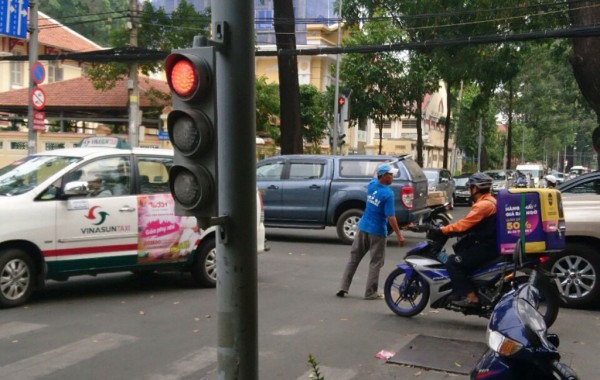 Anh Nguyễn Văn Linh với việc điều khiển kẹt xe ở nhiều nơi trong thành phố