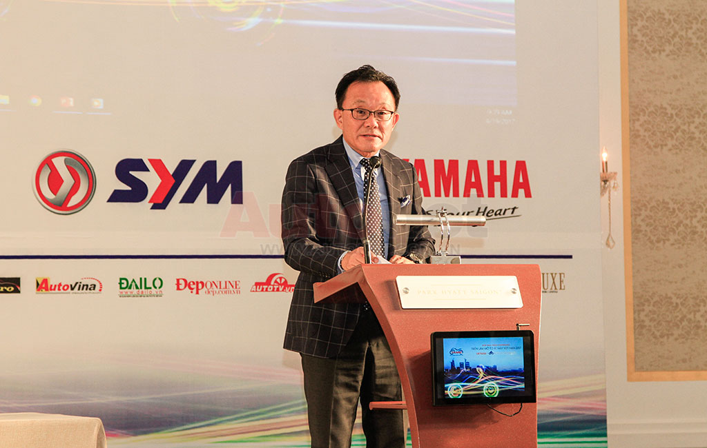 Ông Yano Takeshi, Tổng giám đốc Yamaha Motor Việt Nam, Chủ tịch Hiệp hội các nhà sản xuất xe máy Việt Nam (VAMM)  phát biểu tại sự kiện