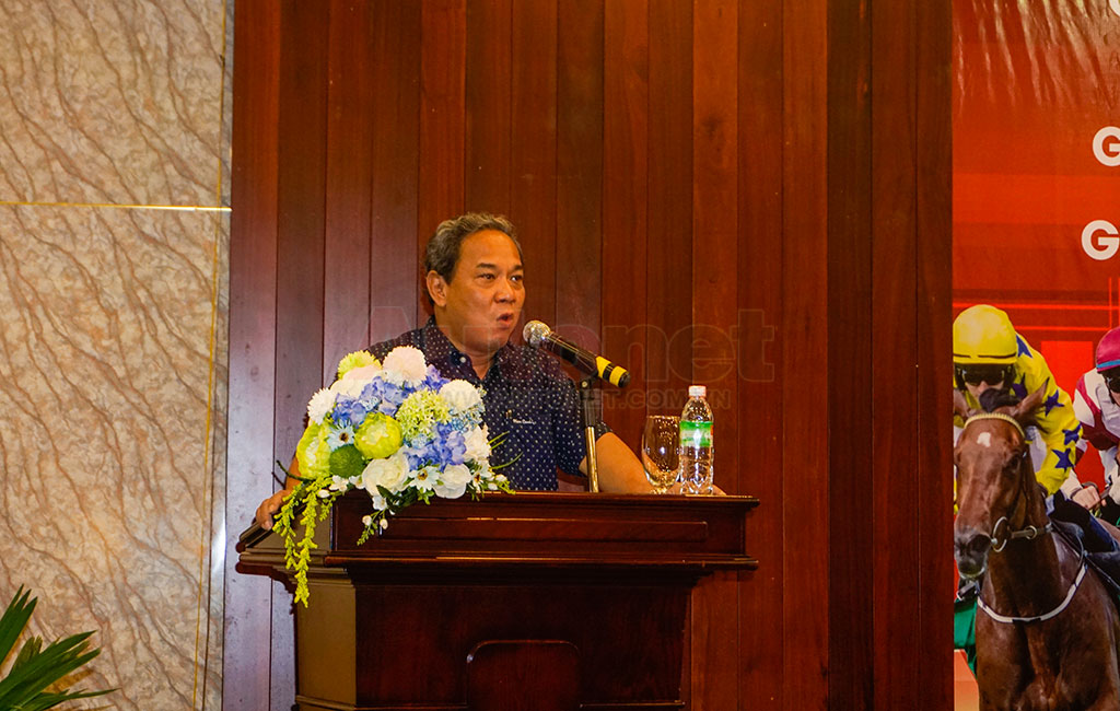 Ông Ngô Quang Vinh - Phó Tổng Thư ký Liên đoàn Xe đạp – Mô tô Việt Nam, Phó Chủ tịch Liên đoàn Xe đạp – Mô tô thành phố Hồ Chí Minh phát biểu tại sự kiện