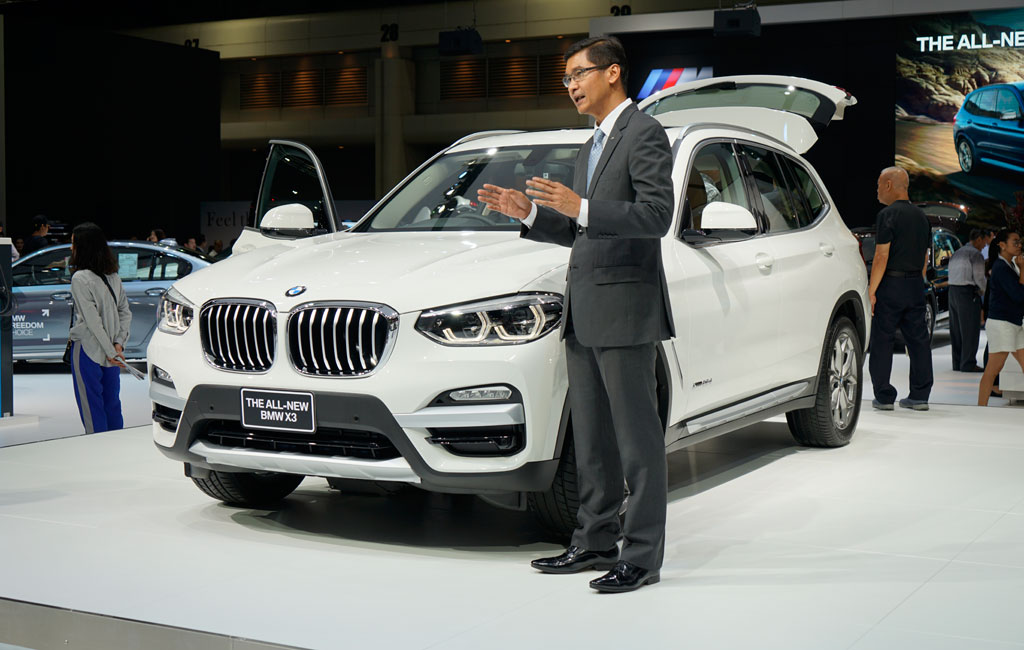 BMW ra mắt chiếc X3 hoàn toàn mới tại Thái Lan. Thế hệ SUV thứ 3 tới từ Đức sử dụng động cơ 2.0L 4 xi lanh tăng áp diesel cùng nhiều công nghệ hiện đại như kiểm soát hướng lực kéo chủ động