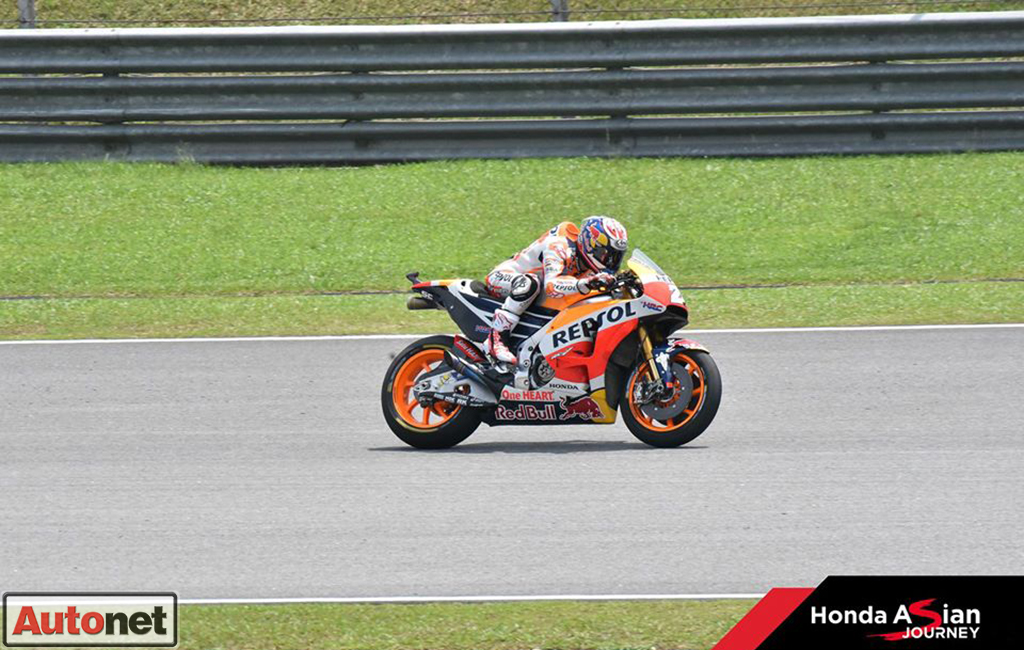 Xem-đua-trực-tiếp-MotoGP-tại-trường-đua-Sepang-Malaysia