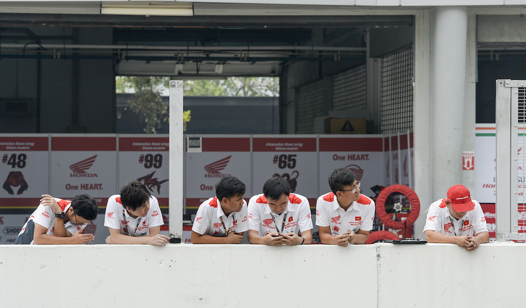 ANH 12. Đội đua Honda Racing Vietnam ngàu càng hoàn thiện bộ máy của mình