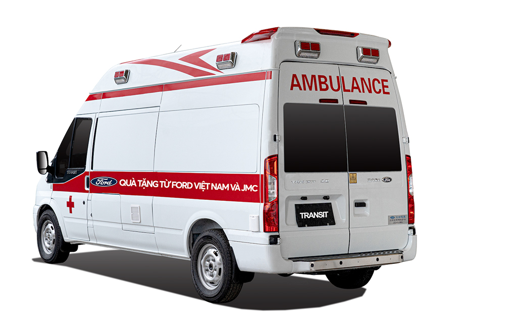 Ford-Transit-Ambulance-4