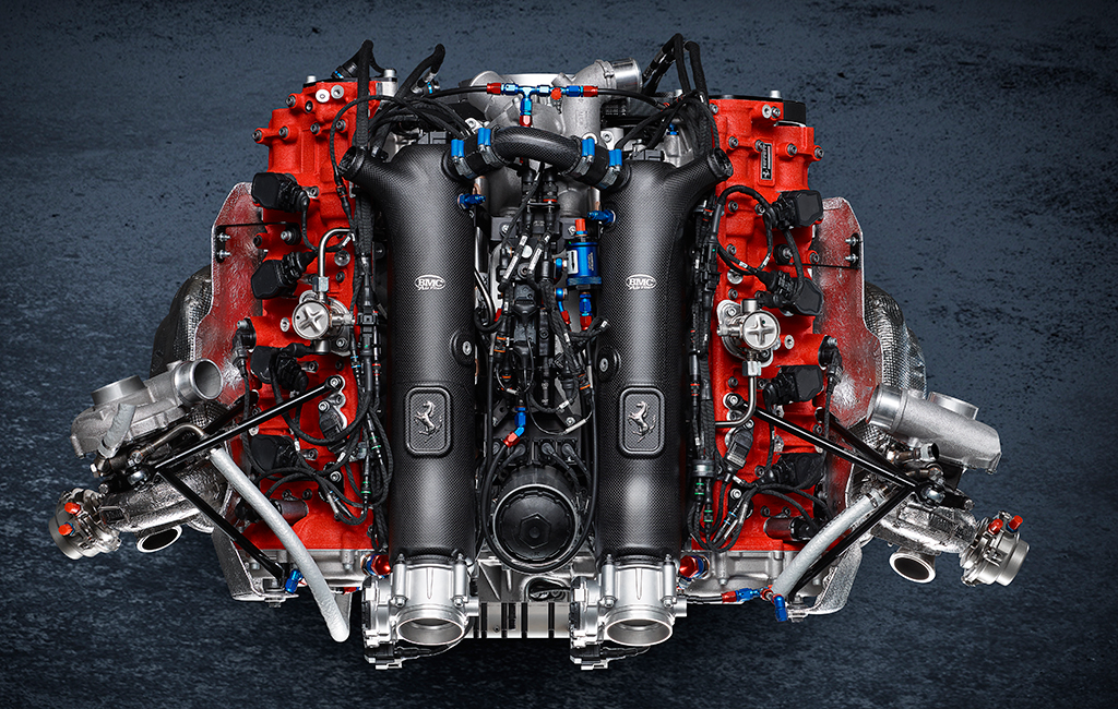 2020_11_Ferrari_488GT_engine_3