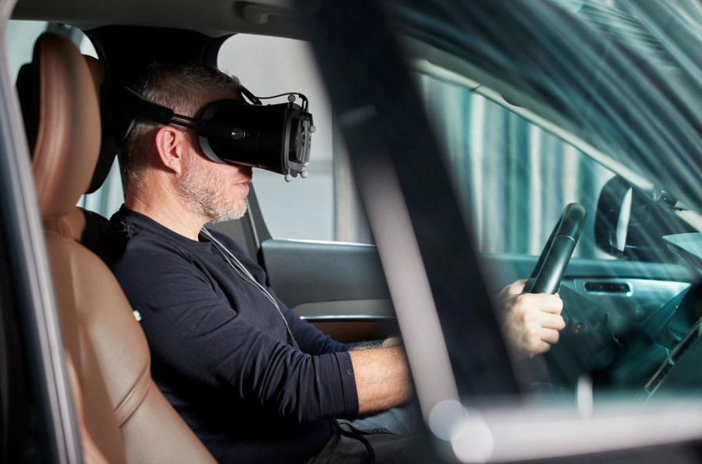 95-volvo-vr-safety-research-actual-car (1024 x 678)