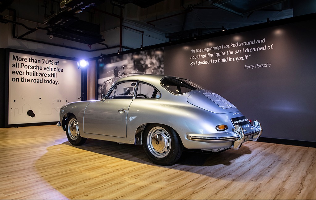 Porsche 356 huyền thoại được trưng bày tại Triển lãm