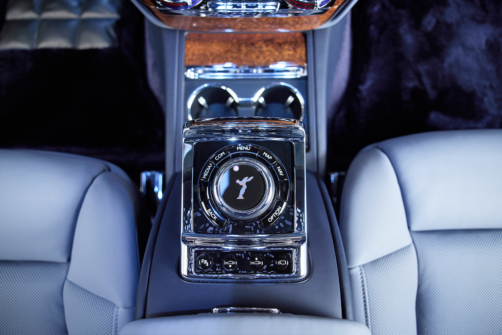 JBS-2021 Rolls Royce Phantom- KOA Dove Grey Interior (3)
