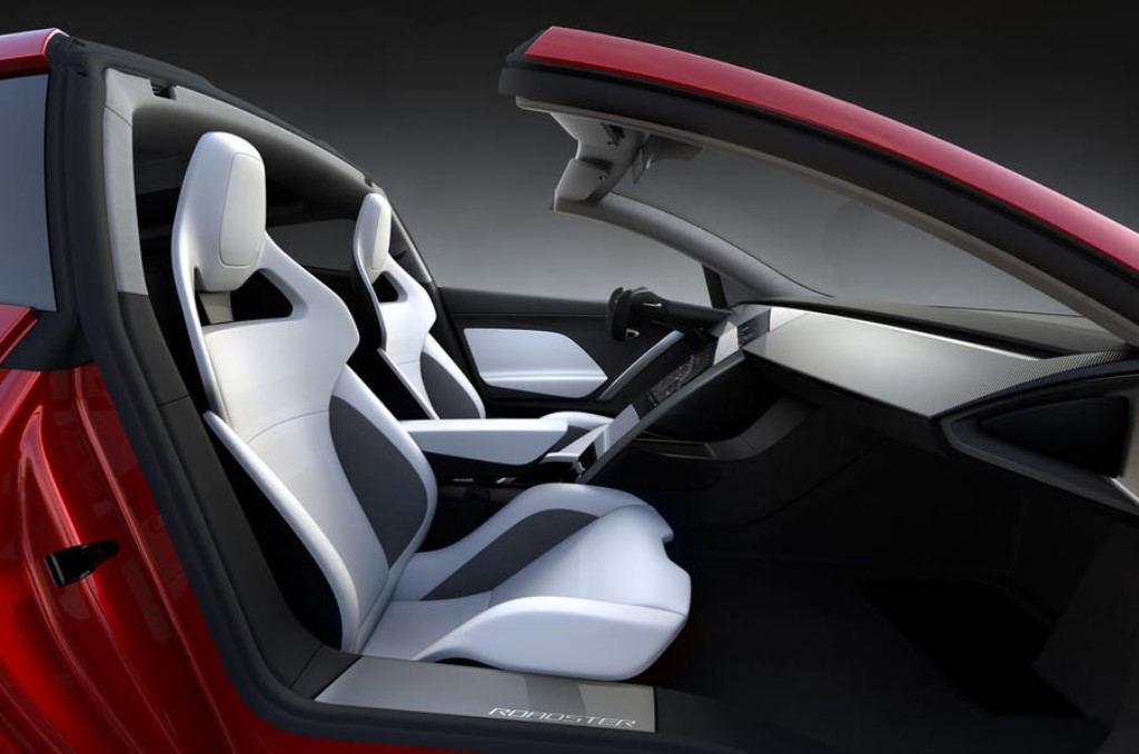roadster_interior (1024 x 678)