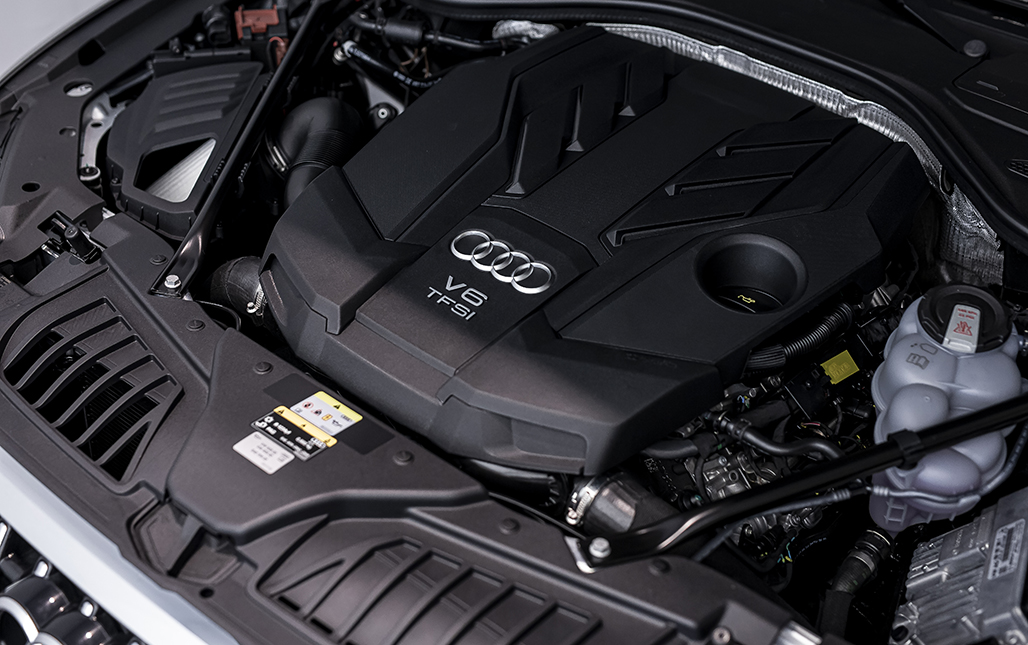 Audi A8L 10