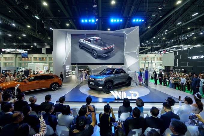 Ấn tượng với dải xe điện hoàn chỉnh của VinFast tại Triển lãm Ô tô Quốc tế Bangkok