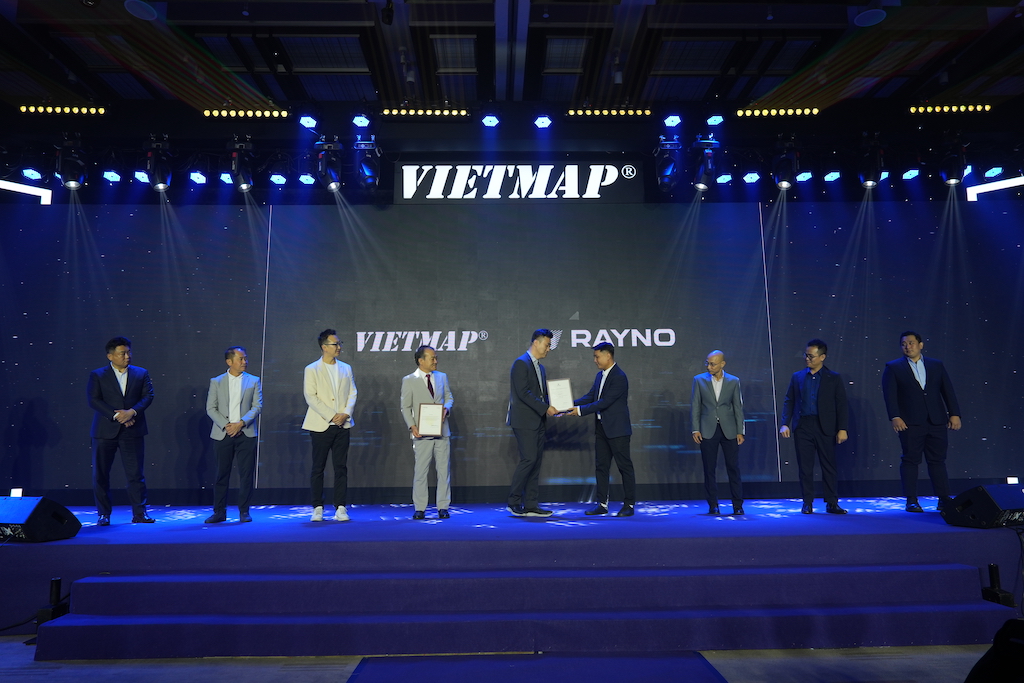 VIETMAP trở thành nhà phân phối độc quyền thương hiệu phim cách nhiệt RAYNO tại Việt Nam