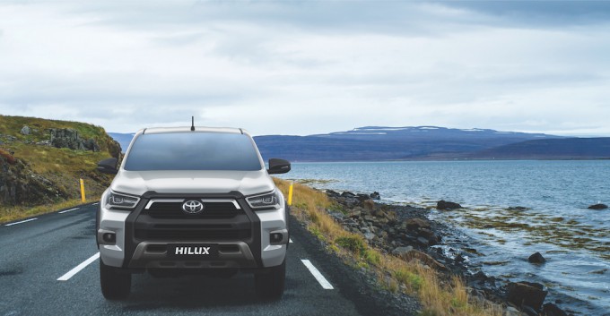 Ra mắt Toyota Hilux phiên bản nâng cấp 2024