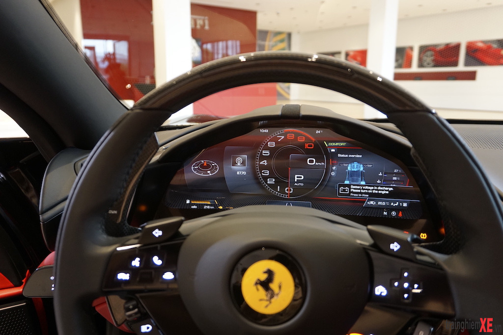 Ferrari Roma Spider – Siêu xe hai cửa mui trần có giá từ 20 tỷ đồng