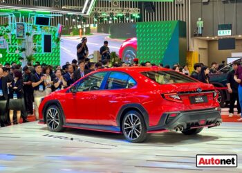 [VMS] Subaru Crosstrek giá từ 999 triệu đồng, có thêm biến thể Hybrid