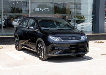 BYD Dolphin thế hệ mới giá ưu đãi từ 499 triệu đồng, tầm hoạt động 435 km