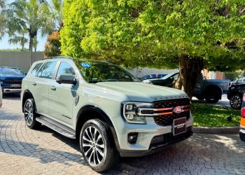 Xem trước Ford Ranger Raptor V6 3.0L và Everest 2.3L ecoboost
