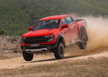 Giá bán cho Ford Everest 2.3 L ecoboost từ 1,629 tỷ đồng