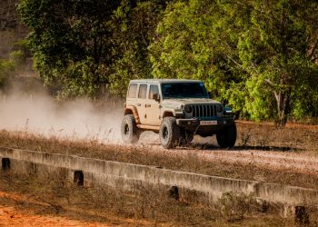 Hành trình “Stellantis Rally 2026” – Đem RAM, Jeep chạy Rally: Phê không tưởng!