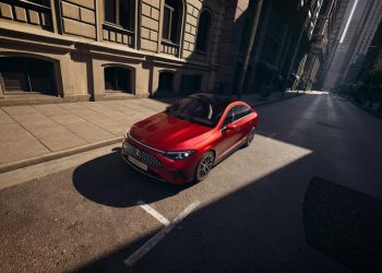 Mercedes-Benz CLA 200 electric chính thức mở bán, sedan thuần điện giá dự kiến 1,7 tỷ đồng