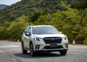 Subaru Forester ưu đãi tiền mặt hàng trăm triệu đồng, chỉ còn 839 triệu đồng