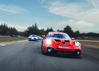 Porsche Việt Nam đưa tay đua Hoàng Đạt tranh tài Porsche Carrera Cup Asia 2026