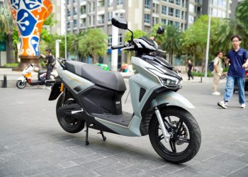 VinFast Kyo giá từ 31,9 triệu đồng, xe máy điện đô thị chạy tối đa 160 km mỗi lần sạc
