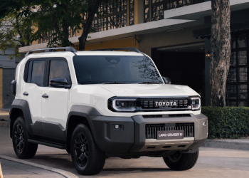 Ra mắt Land Cruiser FJ hoàn toàn mới, giá từ 1.198.000.000 VNĐ