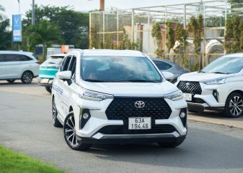 Tung ưu đãi đến 75 triệu đồng, Toyota Veloz Cross tạo cú hích trong tháng Ngâu