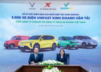Xe Nhanh Việt Nam mua 3.000 xe ô tô điện VinFast để vận doanh trên nền tảng Green SM Platform