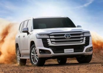 Toyota Land Cruiser 300 2027 sắp ra mắt, thêm động cơ hybrid