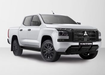 Mitsubishi Triton 4WD AT Premium mới giá 782 triệu đồng